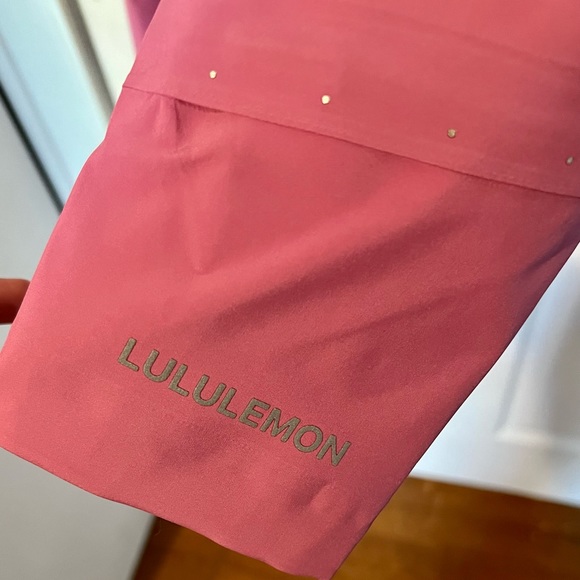 Lululemon Break A Trail Jacket - Picture 4 of 6